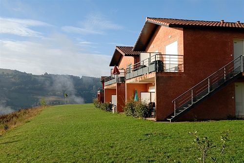Madame Vacances - Residence La Marquisie Trébas Exteriör bild